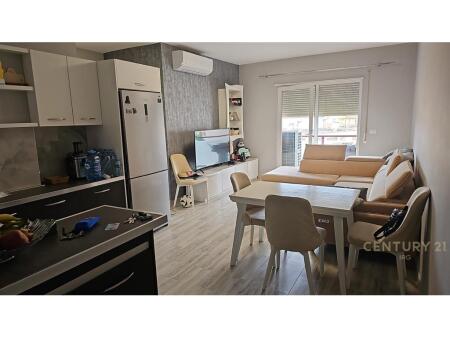 FOR RENT APARTMENT 2+1 AT 21 DECEMBER