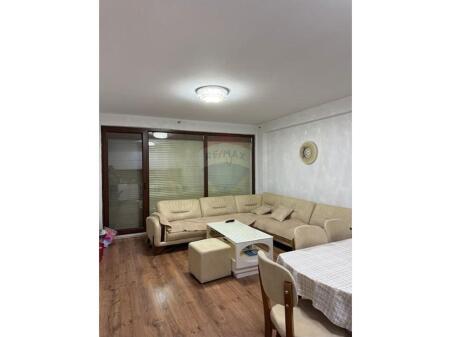 APARTAMENT 2+1 ME POST PARKIMI TEK KOPSHTI BOTANIK!