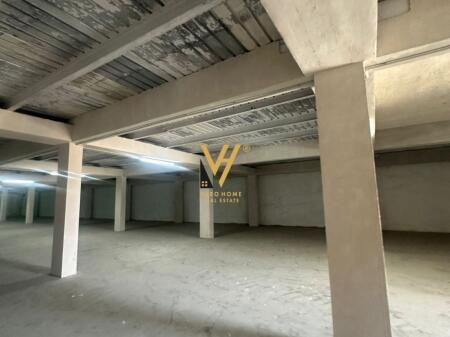 MAGAZINA 770M2 ME QERA TE AUTOSTRADA TR-DR