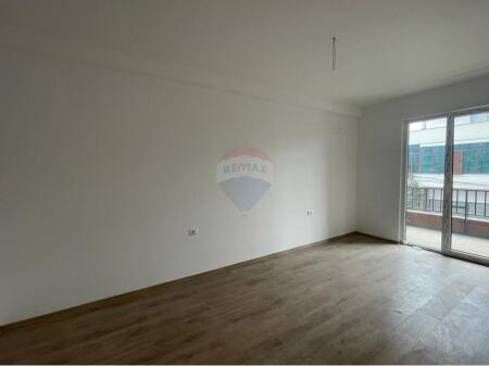 Apartament 1+1 për qira në Paskuqan