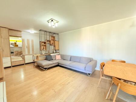Shitet Apartament 2+1+2 – Ndërtim i Ri me Ashensor