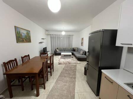 2+1 Apartment for Rent in the Paris Commune, Tirana