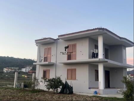 FOR SALE VILLA 260 M2 VORE