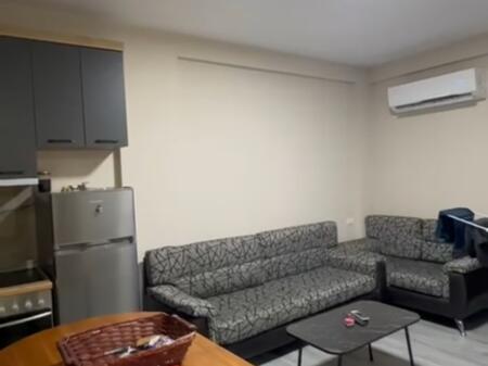 Jepet me qera apartament 2+1 modern ne Astir.