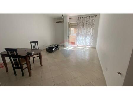Apartament 2+1+2 për qira, qendra Kristal!