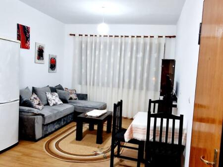 Apartament 2+1 për Qira – Rruga Bardhyl