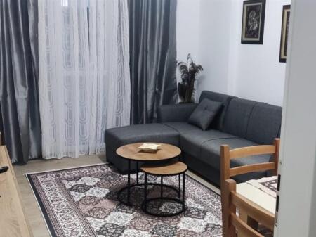 Jepet apartament 2+1 ne Misto Mame i pa banuar me pare (adm u perfshire ne cmim)