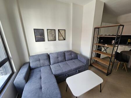KOMPLEKSI ARLIS "FARMACIA 10", JAPIM ME QIRA APARTAMENT 1+1