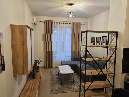 KOMPLEKSI ARLIS "FARMACIA 10", JAPIM ME QIRA APARTAMENT 1+1