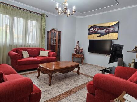 Apartament 2+1+2 për qira
