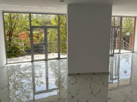 Business environment / shop / warehouse / office for rent Faik Kulla Street, at Kafja e Rremes