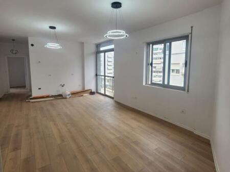 In the Paris Commune, a 2+1 apartment is for sale.