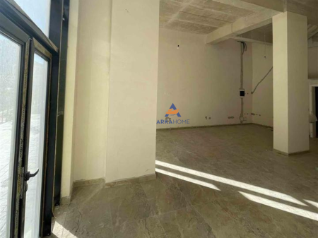 JEPET ME QERA BIZNESI 78M2 "TE GREEN CITY, ASTIR"