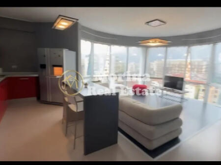 Qera, Apartament 2+1+2+2bllk, Komuna e Parisit, Kompleksi Kika.