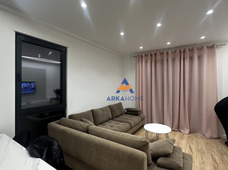 JEPET APARTAMENT ME QERA 2+1+BALLKON "RRUGA XHANFIZE KEKO"
