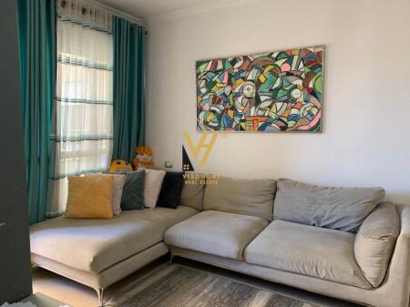 APARTAMENT 1+1 ME QERA TE BULEVARDI ZOGU 1