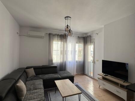 Apartament 2+1+2 me qira ne Astir
