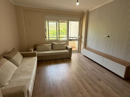 For sale Apartment 1+1 – Shkëmbi i Kavajës