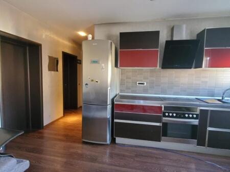 Apartament 2+1 për qira në qendër