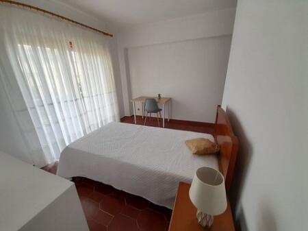 Apartament Me Qera 2+1 Tek Rruga Bardhyl (ID B221323) Tirane.
