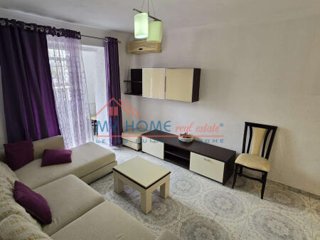 EKSKLUZIVE Apartament 1+1 ne shitje tek Shkolla e Bashkuar ne Tirane