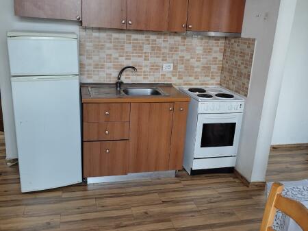 APARTAMENT 1+1. ISH TREGU ELEKTRIK
