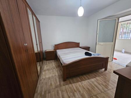 Jepet Me Qera Apartament 2+1+1 Ballkon