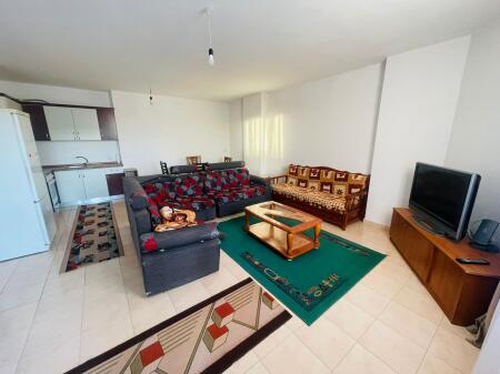 Yzberisht, Kompleksi Dilo offers for rent a furnished 1+1 apartment.