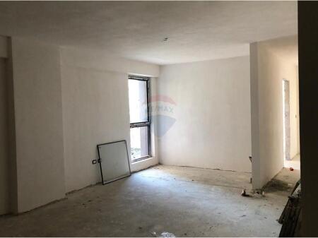 Apartament 2 + 1 tek Kompleksi Turdiu