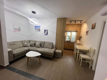 1+1 Apartment for Rent - Selitë