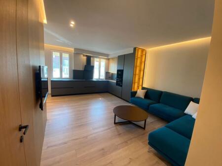 For Rent Apartment 2+1 + 2 Parking Spaces at the Underpass of the Paris Commune!