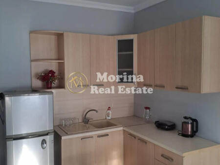 Qera, Apartament 2+1, "Komuna e Parisit"