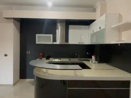 Apartment 1+1 for rent at Komuna e Parisit near Kristali.