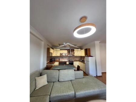 Shitet Apartament 2+1, Kinostudio