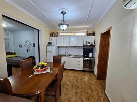 Jepet me qera Apartament 2+1, 21 dhketori