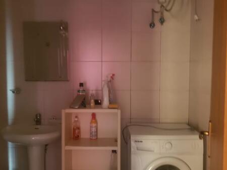 Apartament 2+1 me qera prane Alfa Bank