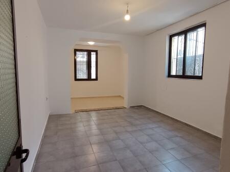 Apartament 1+1 për qira afër rrugës së Kosovarëve