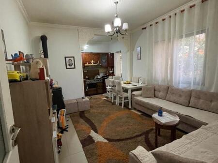 APARTAMENT ME QERA 3+1 TREGU ELEKTRIK