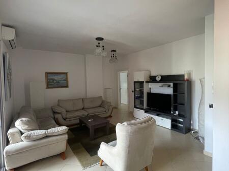 APARTAMENT 2+1 PER QERA TE RRUGA KOSOVARVE