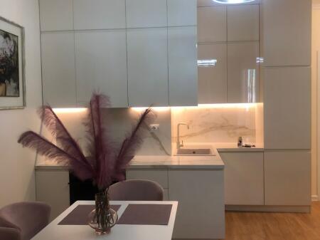 Apartament 2+1 me qira tek Rruga e Kosovareve