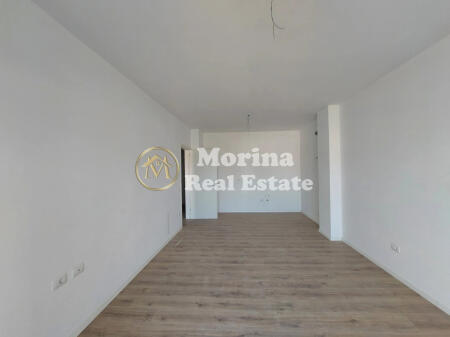 Shitet, Apartament 2+1, Kamez.
