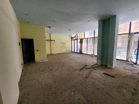 SHITET AMBJENT BIZNESI NE PLAZH, HEKURUDHA,