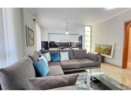 APARTAMENT 1+1 ME QIRA TE AIR ALBANIA