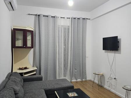Nella zona di Ali Dem, Residenza Kaimi, appartamento 1+1 arredato in affitto.