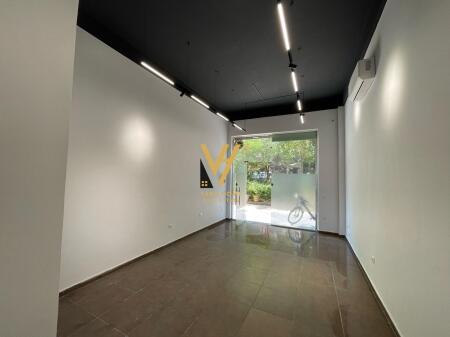 FOR RENT 35M2 SPACE AT KOMUNA E PARISIT