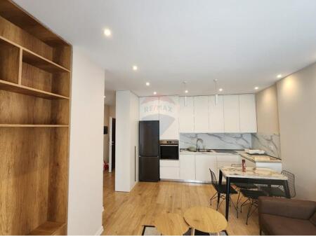 Apartament 1+1 për qira pranë Shkollës së Baletit!