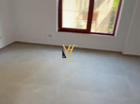 OFFICE 50M2 FOR RENT ON KAVAJA STREET