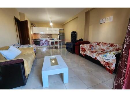 Apartament 2+1 për shitje pranë Viva Market, Don Bosko.