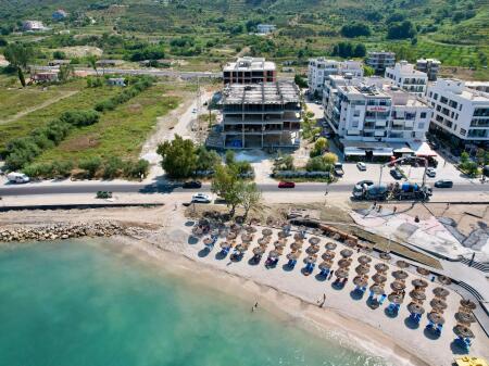 Apartament buze detit per shitje ne Radhime