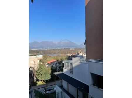Shitet Apartament 2+1+2, Liqeni i Thate